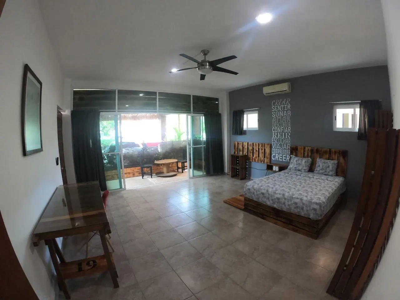 Bed & Breakfast Villa Oasis Puerto Aventuras
